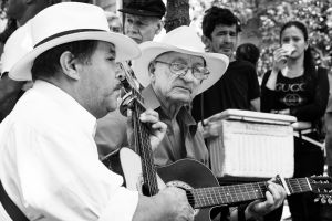 Street musicians, Medellin